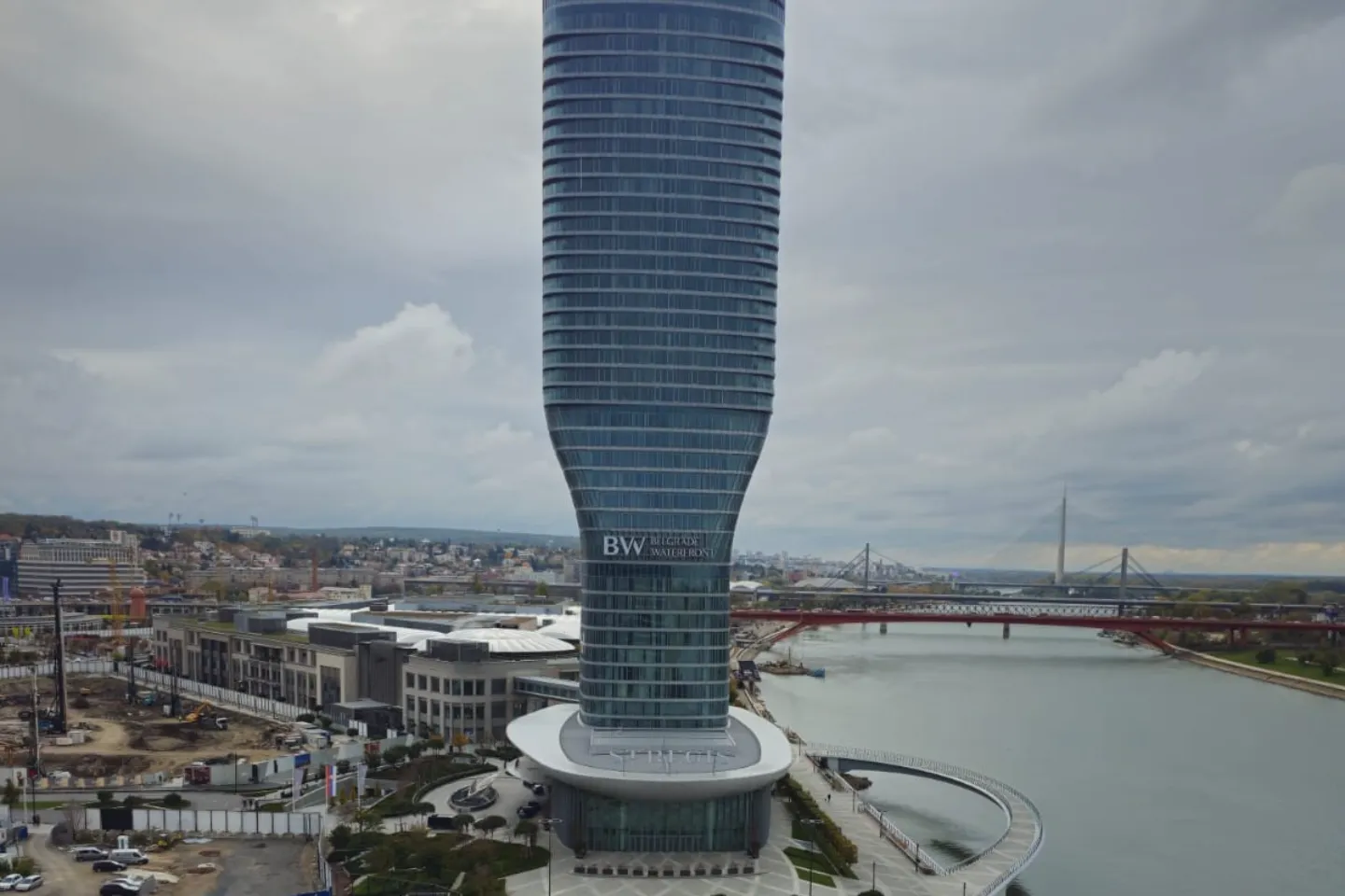  BW Riviera | Luksuzan useljiv trosoban stan