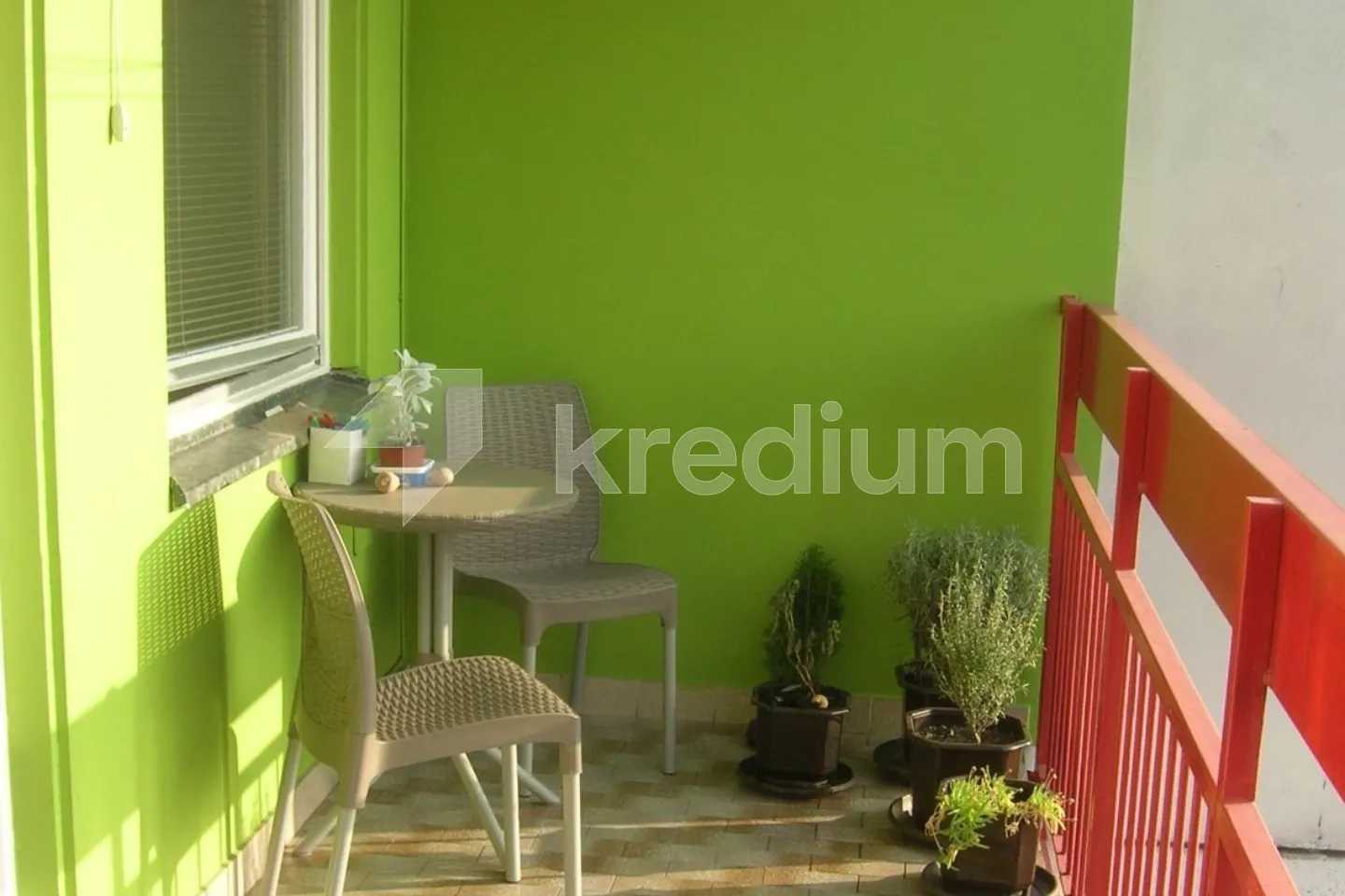 IMG-7c52245f1d61b33c9ca731936ccb635d-V_682b7537e440f.webp