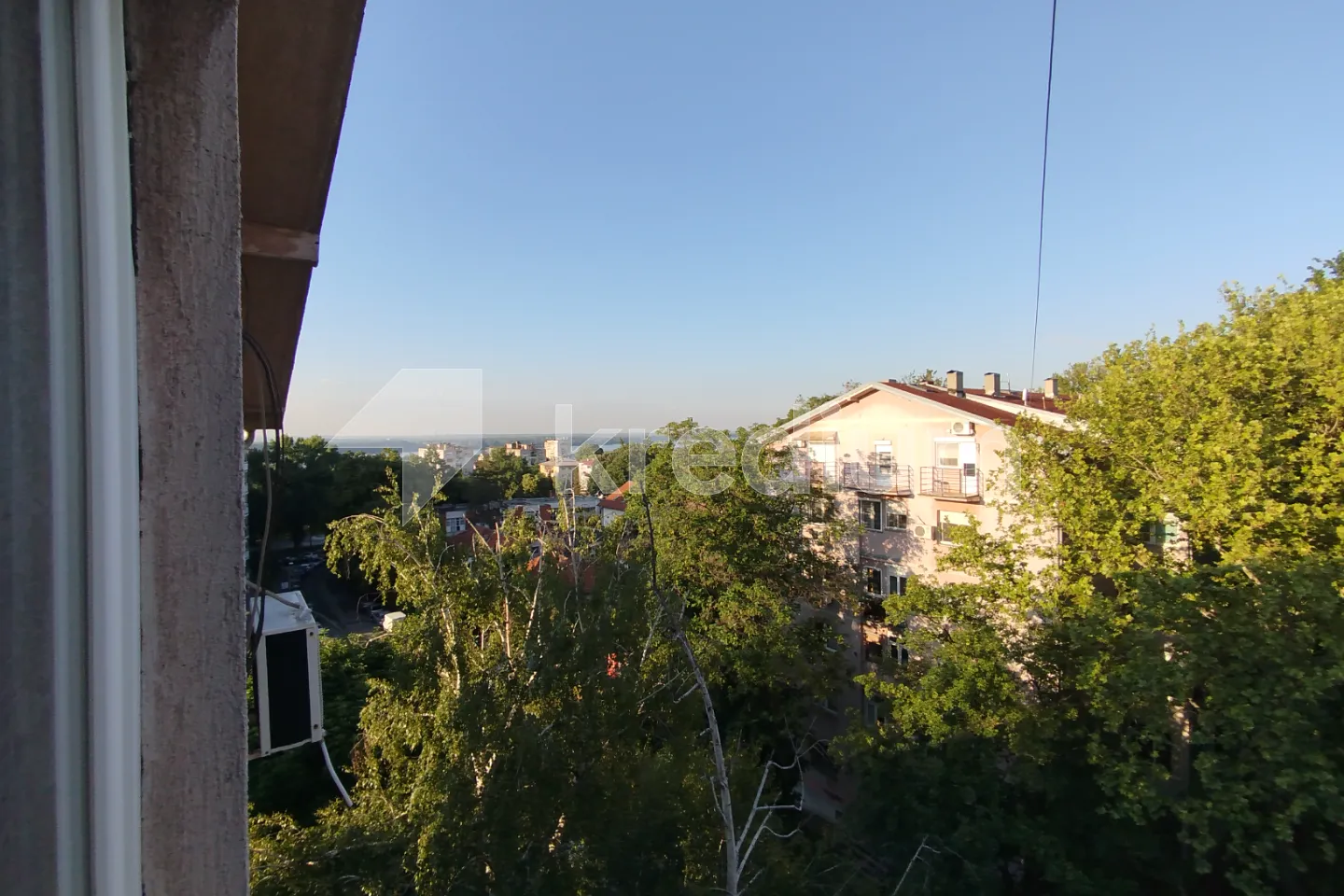 1747128674927_682311a83628a.webp
