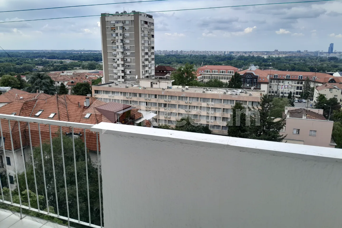 20250728_154447_6889e5013aab8.webp