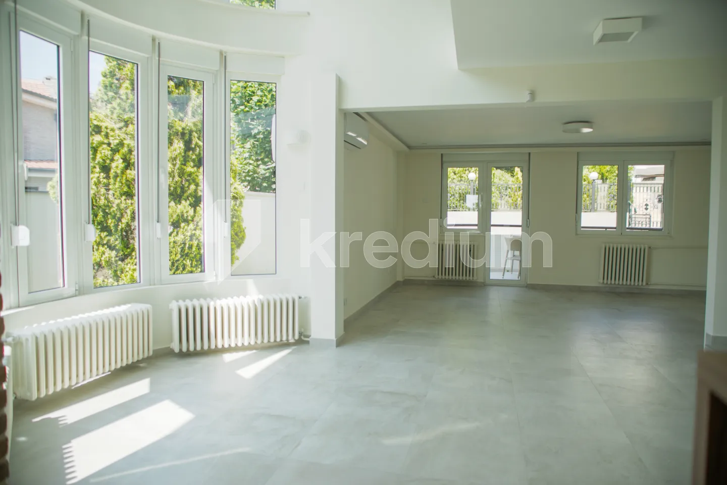 3D3A7543-oo_689462e07aa91.webp