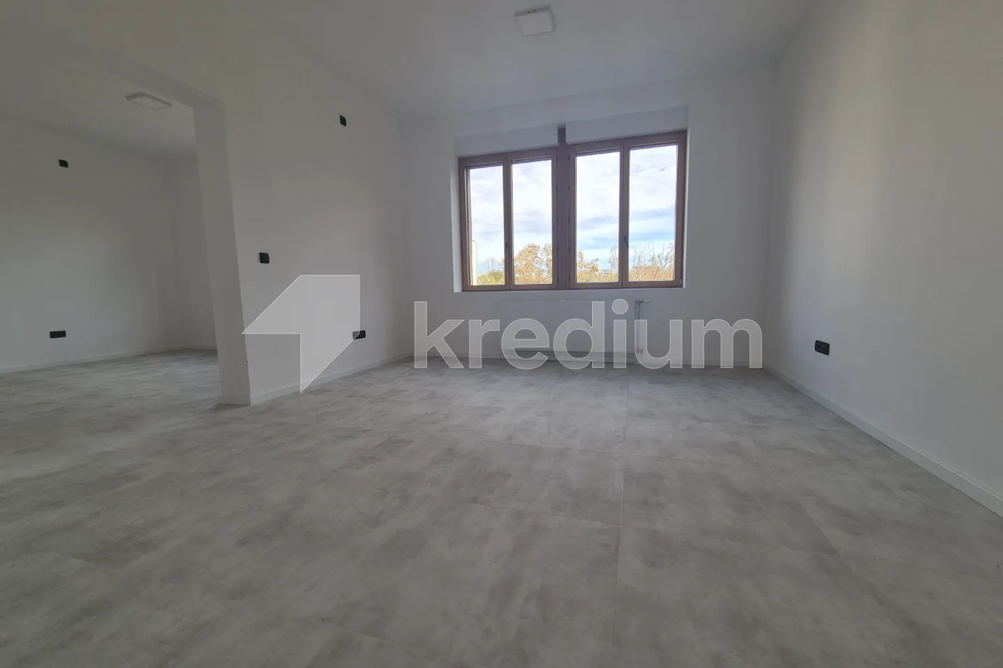 WhatsApp Image 2025-11-13 at 12.43.32_6915c54a7b7ff.webp