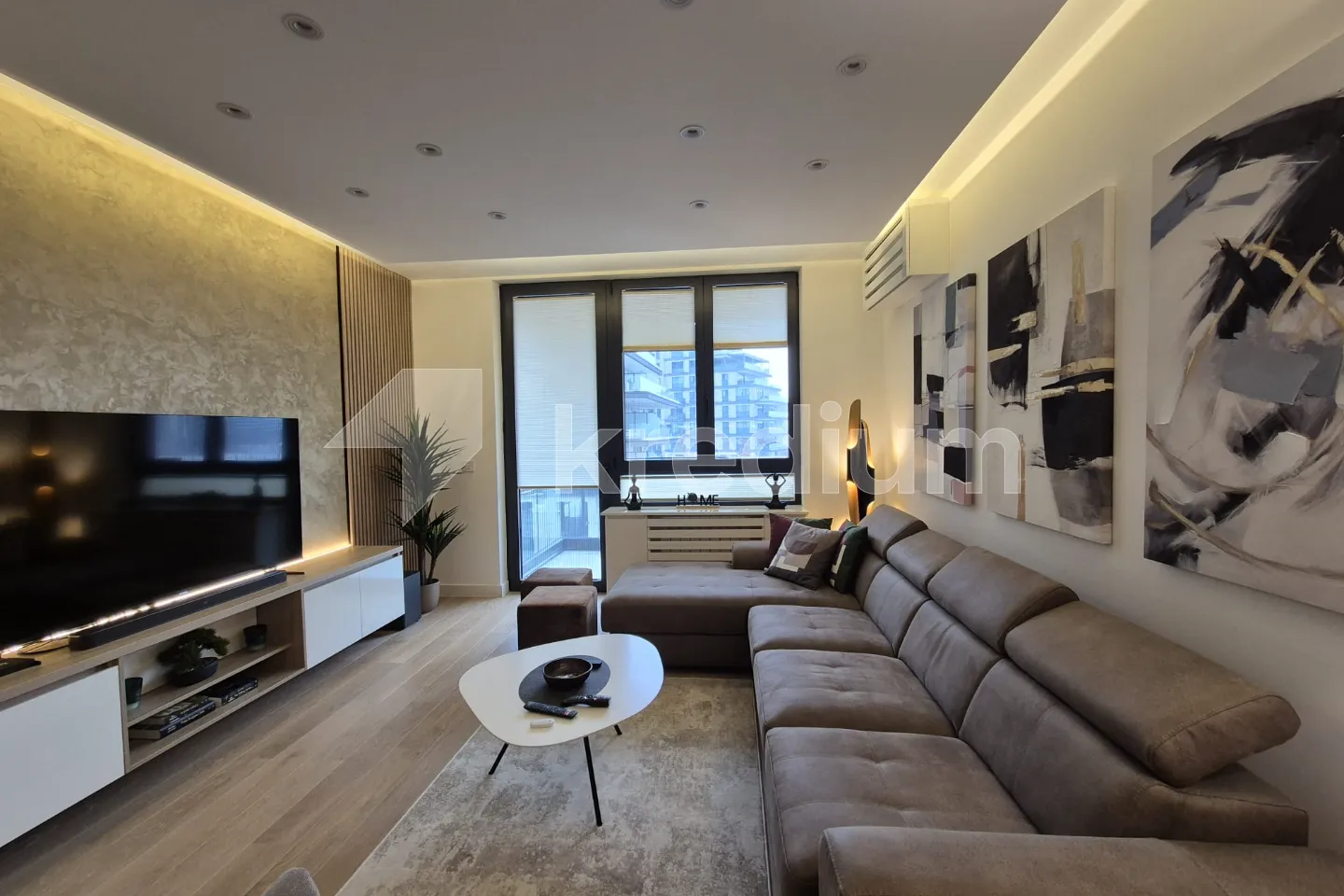 WhatsApp Image 2026-01-14 at 12.16.16_69677b5116f83.webp