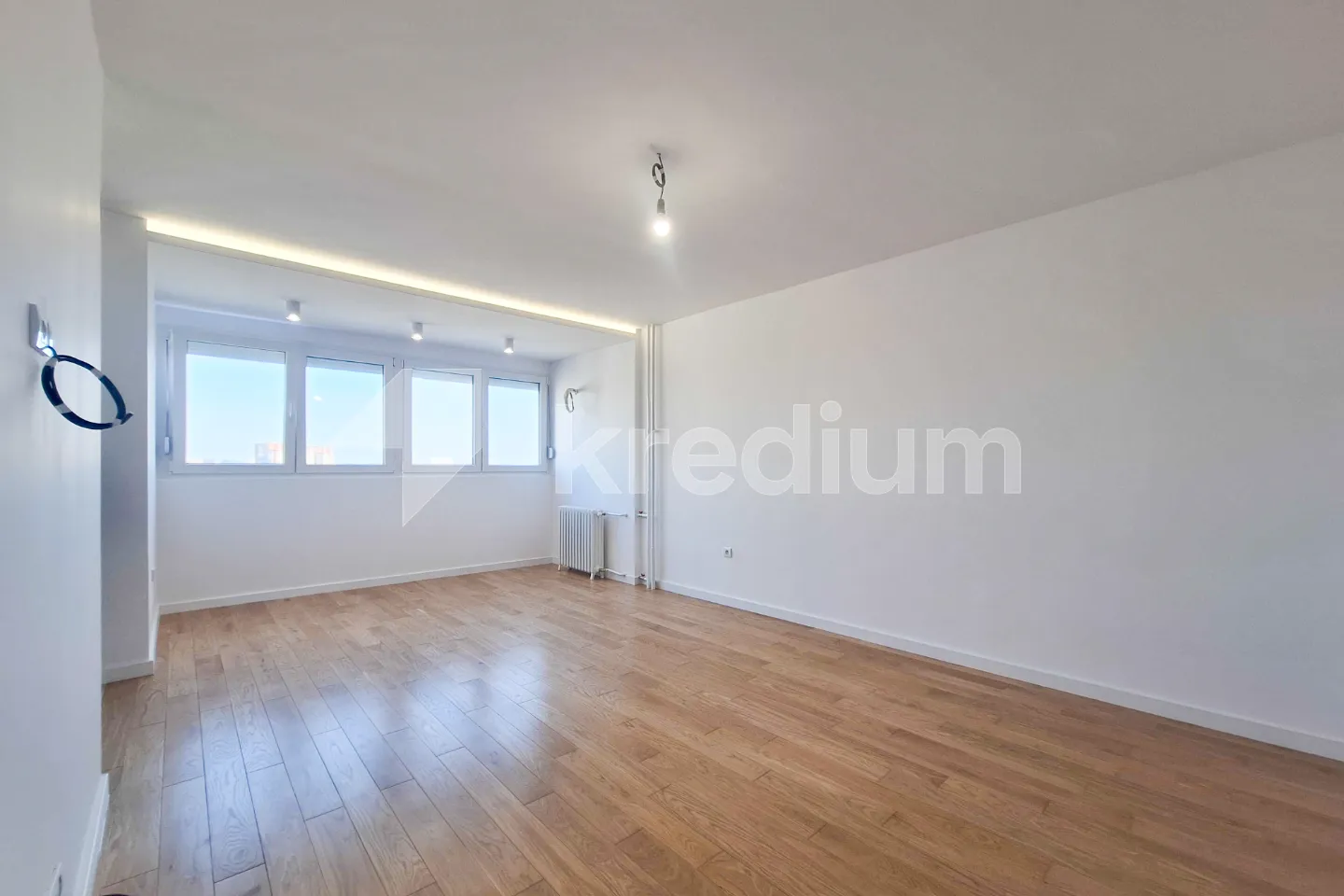 Bulevar Arsenija Čarnojevića 12 | Novi Beograd | Renoviran