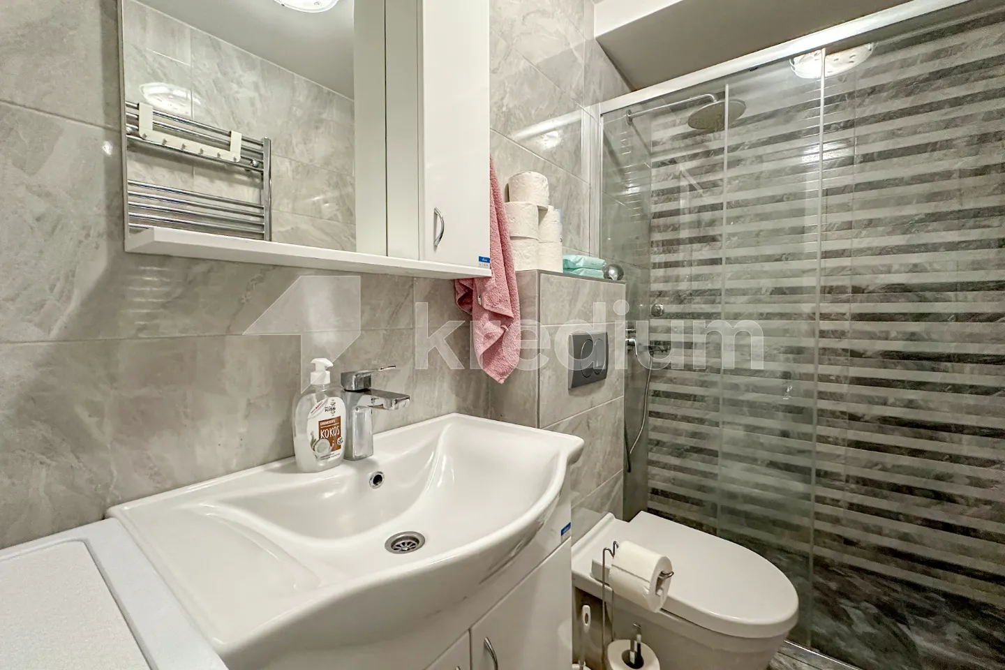 2 (3)_69d8dcbc91efd.webp