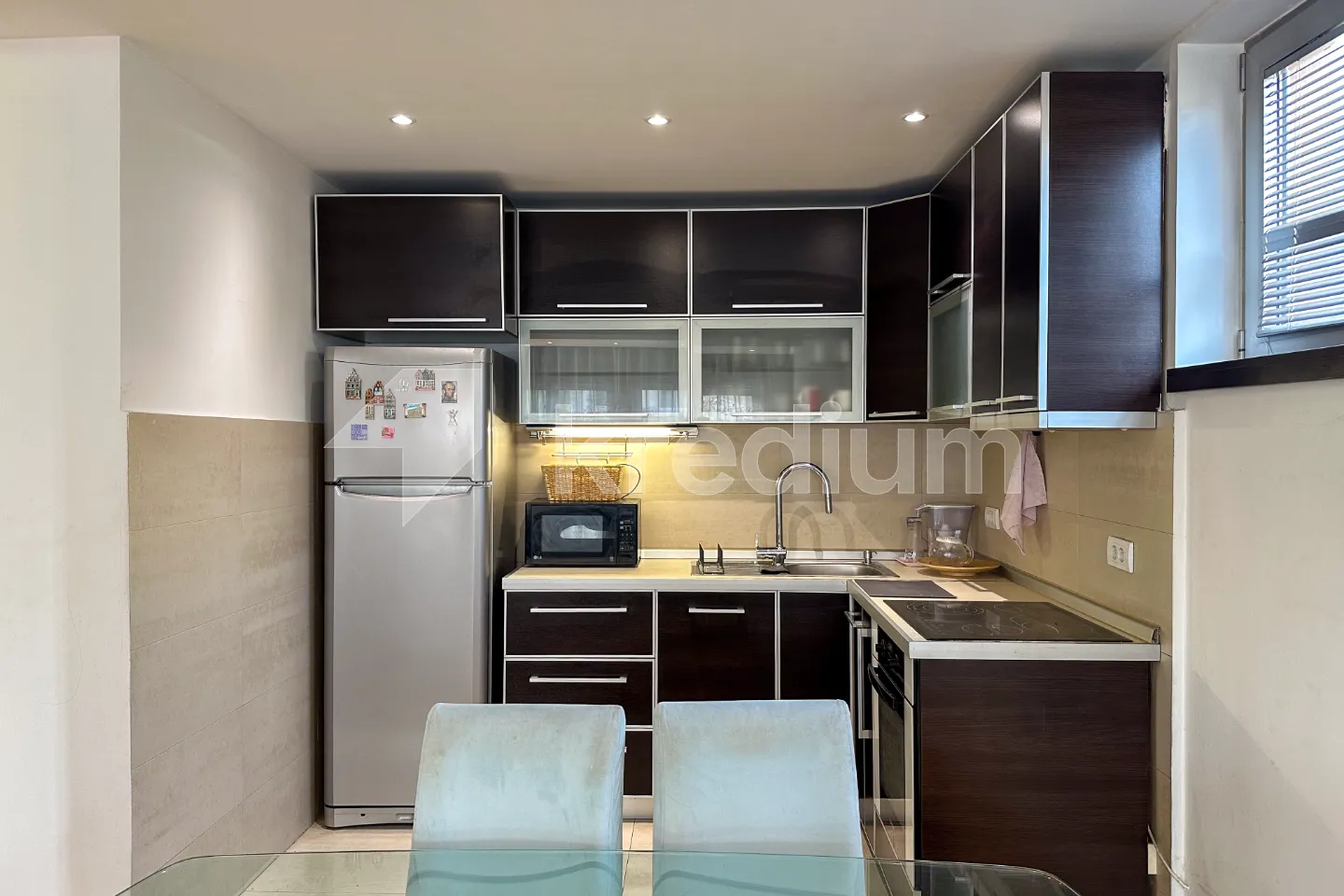 16 (1)_69e5f492d5afb.webp