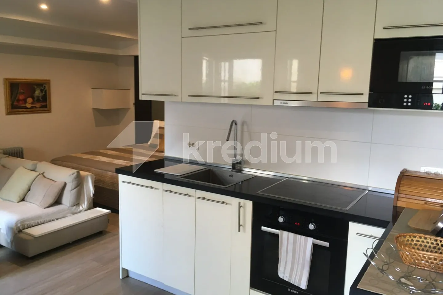 WhatsApp Image 2026-04-21 at 8.56.45 PM_69e7cbbeeba3a.webp