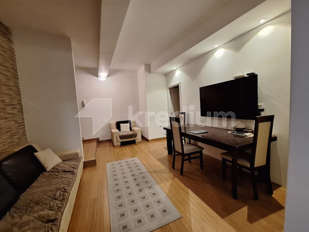 Knez Mihailova - 01 - Stari grad